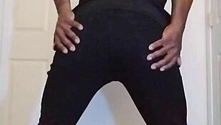 Stretching Ass For Exercise Workout Routine