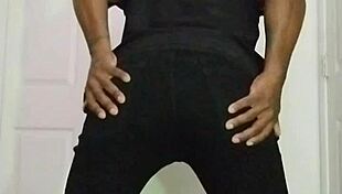 Stretching Ass For Exercise Workout Routine