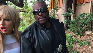 Nick Fury Receives Blowjob from Sexy Vampirella and Emma Frost in Tandem