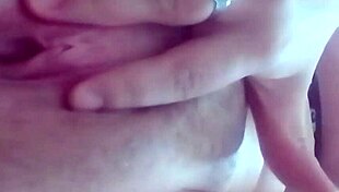 me masturbo mi concha virgen