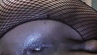 Young ebony emo slut Tavaius Deshawn craves Chris Brown fan's hard cock