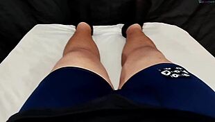 Flagrei Esposa Usando Brinquedo por Pau Pequeno