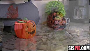 stepsisters halloween treat is my dick angel gostosa jayden marcos 😏