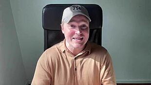 art school intimate connection