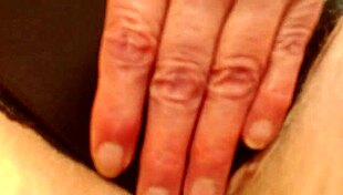 Dawnskye Teases With Belly Button Under Boobs And Armpits Kisses