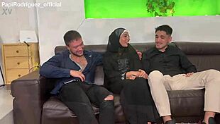 Aaliyah Yasin takes roommates' double vaginal pounding