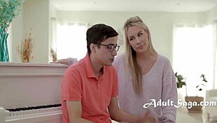 whoa teacher's huge boobs got me forgetting piano lessons 😍🍑