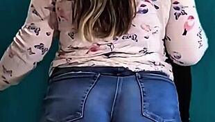 ay papi, this milf latina gave the construction worker a real homemade blowjob... mamada casera bien rica y mojada