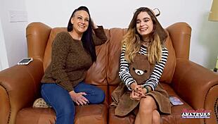 Big-titted inked Pamela Morrison gypsy fingers twat and gives wet blowjob