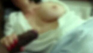 Watch This Fogosa Casada Wife Take Old Man's Monster Cock in Cuckold Menage