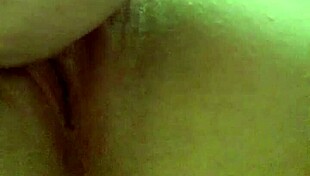 Hot blonde unleashes massive squirt explosion all over Bali paradise