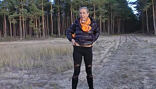 Waldspaziergang Flashing Turns Into Wild Cumshot Jerk Off Explosion!