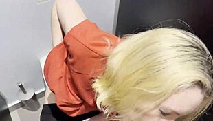 Whoa! Risky Public Toilet Fuck with Cute Slut for Cash?