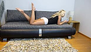 Einbrecher FICKT Mich HARTE in Homemade POV!