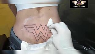 Tattoo Artist Inks Anitta-Like Model Alexia Duucan TS Asshole Best Moments?