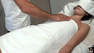 WOW, DADDY! YOUR PERFECT BODY STEPMOM GIVES THE WETTEST MASSAGE EVER!