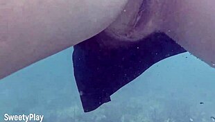 Swimming Deep Creampie Fills Her Underwater After Pussy Load Shots