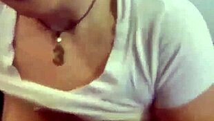 Kandy Kane unleashes her bbw housewife deepthroat skills in homemade fun