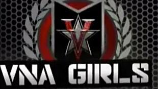 holly heart's big pussy lips beg for bisexual licks from blondes