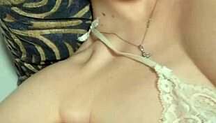 Wow, worship her sweaty armpits now!