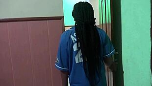 Lulu vroumete's ebony pussy creampied roughly by neighbor in street adultery