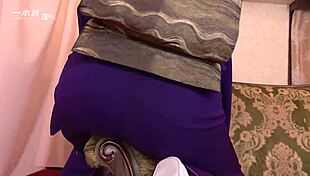 Ryoko Murakami's mature tits and creampie handjobs unleash japanese milf's seductive allure!