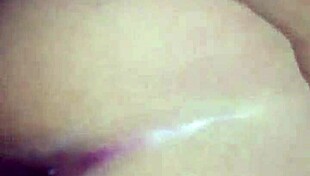 Rico De Perrito Tempts With Curves