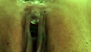 i'm squirting hard pushin' out them tiny eggs!!