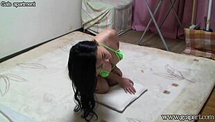 i catch japanese anna's cameltoe peeking from tiny g-string bikini on hidden cam 😈👙