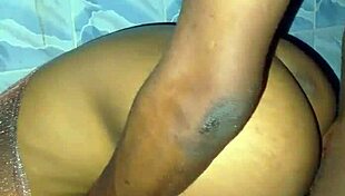 steamy bathroom quicky with submissive small waist beauty