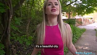 Damn french jogger babe rides my cock outdoors 😍