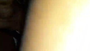 invited neighbor for movie she drops for deepthroat pussy pounding!