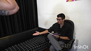 TIFFANY MONTAVANI'S HUGE ASS FISTED RAW IN PSYCHOLOGIST SESSION!