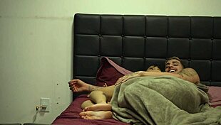 ei, voce viu como a novinha gemeu enquanto os amigos transavam na coberta filmados?