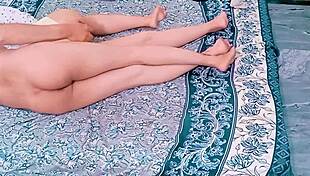 Bringing girlfriend home first time leads to cute bedroom fucking with daddy vibes