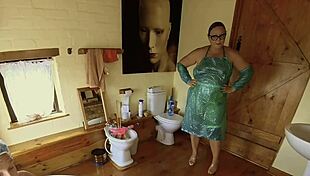 dominatrix mistress april pees fresh warm outdoors on toilet