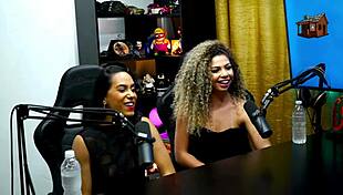 they kissed hot mid-podcast and left ruan speechless?