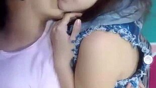 those hot lesbian babes are getting so steamy together 😘🔥