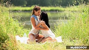 Η Lexi Dona κυριαρχεί στη Jenny Appach σε άγριο λεσβιακό action 4K!