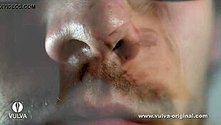 Whoa she's like a virgin but smells insanely sexy 😍🔥