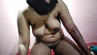 Sexy Indian college girl bares naked body boldly