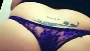 ay papi asi dame como putita quiero tu lechita en mi culo