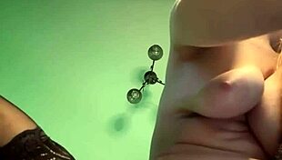 Webcam ANAL FISTING Makes Her Cum So Hard!!