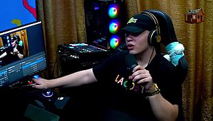 they kissed hot mid-podcast and left ruan speechless?