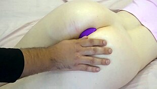 omg first time trying buttplug then deep anal fingering stretches my tight hole so good