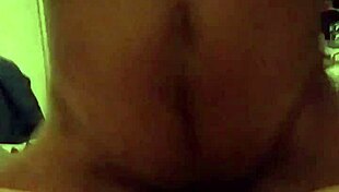 who wants nonstop pussy pounding sex right now?