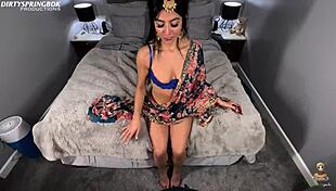 pakistani bhabi aaliyah yasin, wanna see you suck and ride that white cock till cumshot?