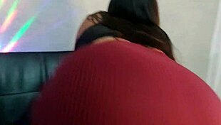 NATURAL BIG TITS LACTANTE ESPIRRANDO LEITE PEITO MILK FETISH BUCETA GRANDE