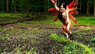 lily thot 18+ anal bug crawls mud gets roughly assfucked outdoors