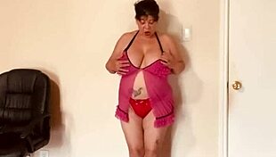 i'm rubbin my huge tits so hard n feelin sexy af masturbatin nonstop